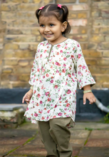 Load image into Gallery viewer, Floral Kurta with Trouser