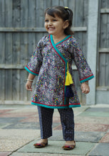Load image into Gallery viewer, Navy Blue - Printed Kurti with Trouser
