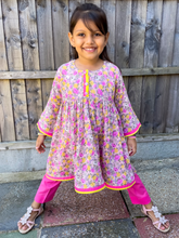Load image into Gallery viewer, Pink Pleated Floral Kurti with Trouser
