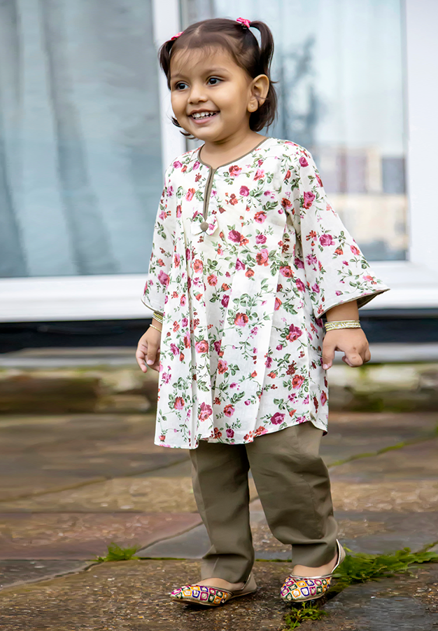 Floral Kurta with Trouser